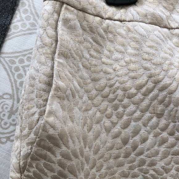 Ann Taylor Short Embossed design skirt w/ gold threading 8 - Picture 6 of 9